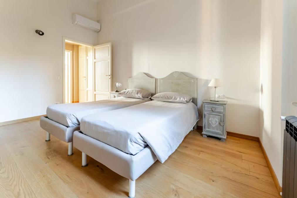 Appartamento A 150M Dal Duomo Pietrasanta Buitenkant foto